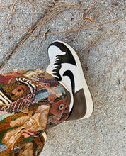 Load image into Gallery viewer, The Bear Pairs™ - [Pairs UK] [jogging bottoms] [ are those pairs] [mike pairs] [sweatpants] [patterned sweatpants] [patterned pants] 